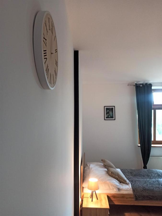 Ferienwohnung Cztery Katy W Rynku Waldenburg Exterior foto