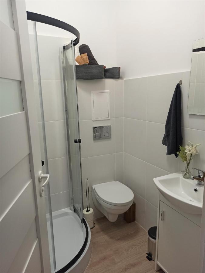 Ferienwohnung Cztery Katy W Rynku Waldenburg Exterior foto