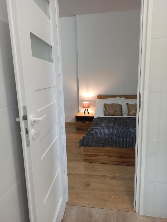 Ferienwohnung Cztery Katy W Rynku Waldenburg Exterior foto