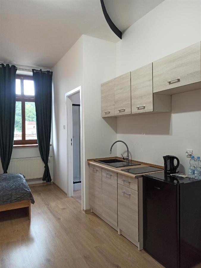 Ferienwohnung Cztery Katy W Rynku Waldenburg Exterior foto
