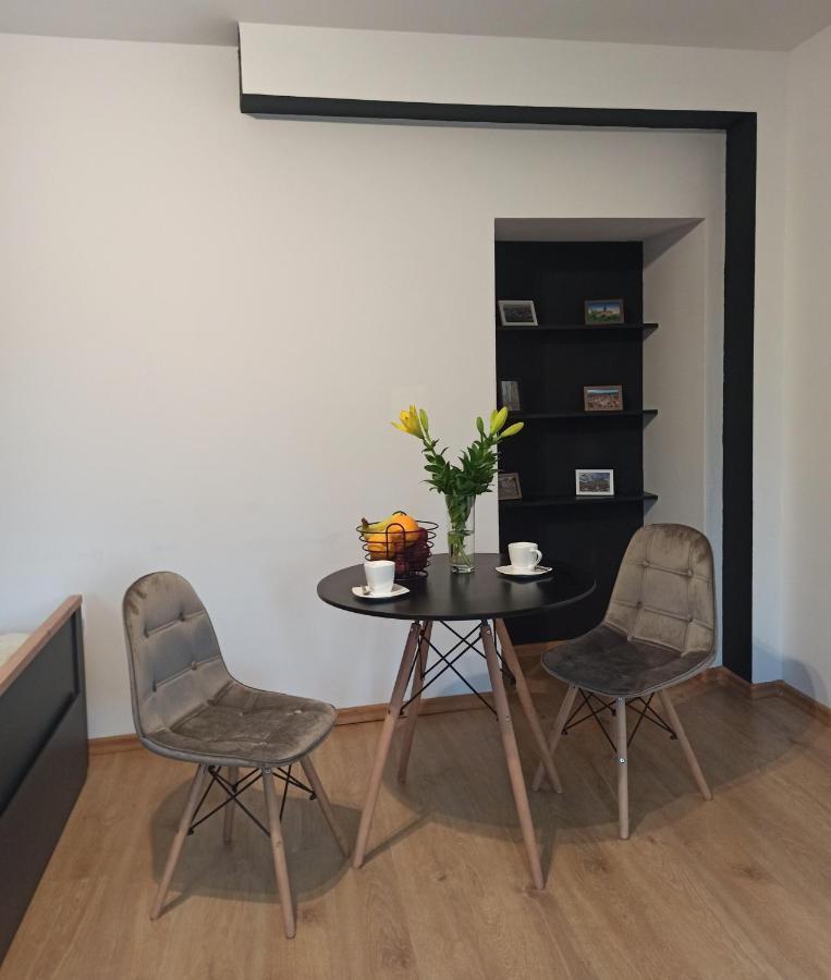 Ferienwohnung Cztery Katy W Rynku Waldenburg Exterior foto