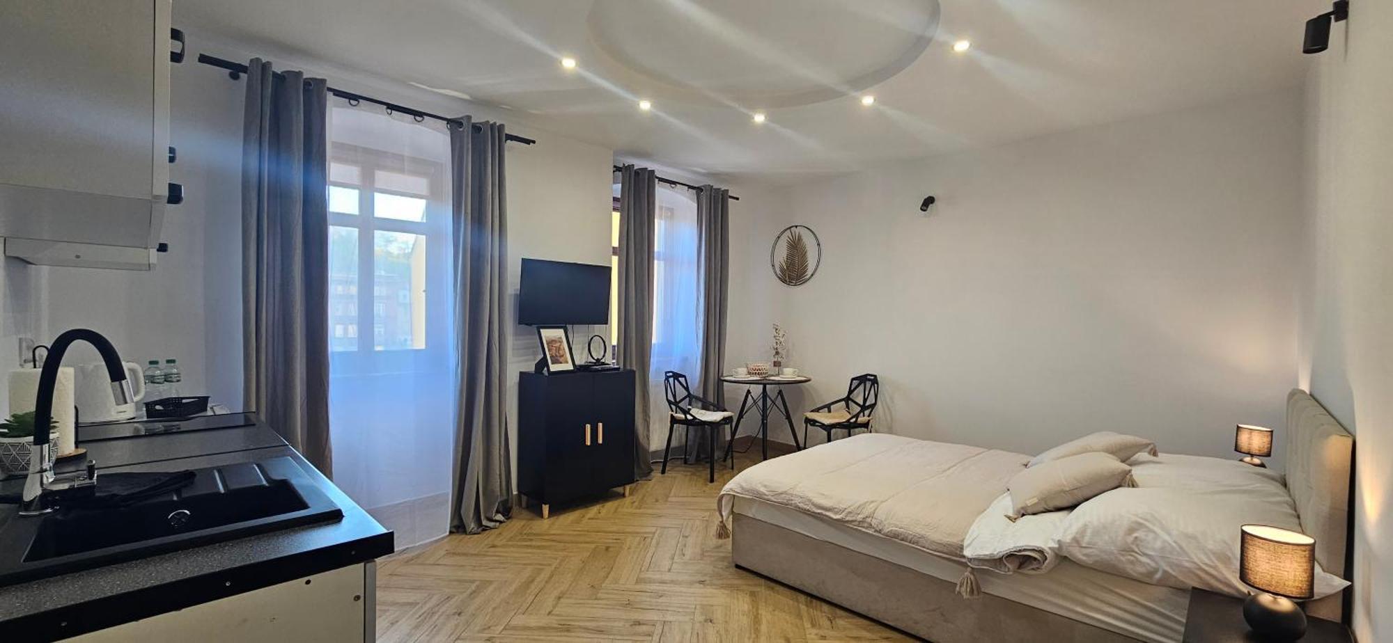 Ferienwohnung Cztery Katy W Rynku Waldenburg Exterior foto
